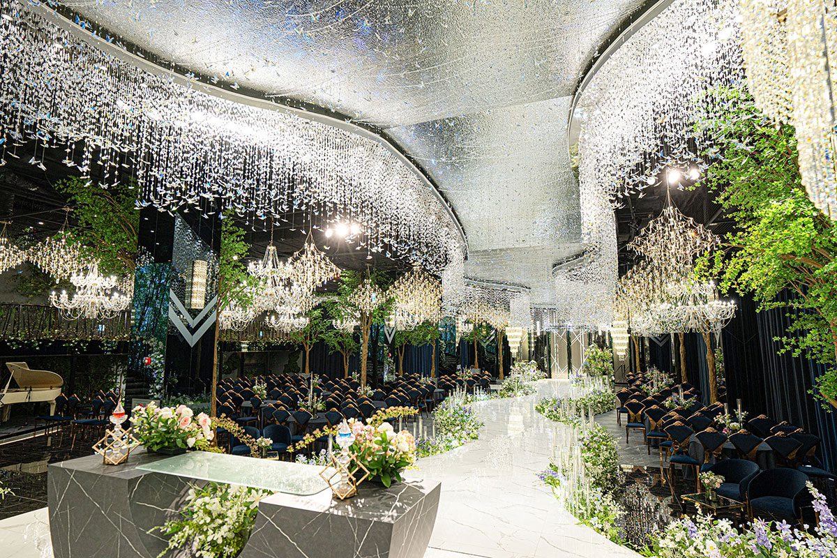 L65호텔 야외 가든 웨딩 공간, 도심 속 옥상 정원 뷰